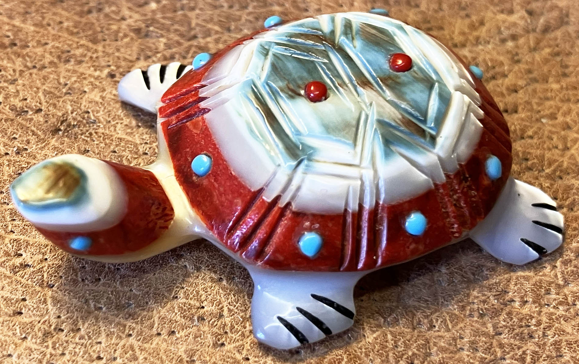 Andrew Quam | Zuni Turtle Fetish | Penfield Gallery of Indian Arts | Albuquerque, New Mexico